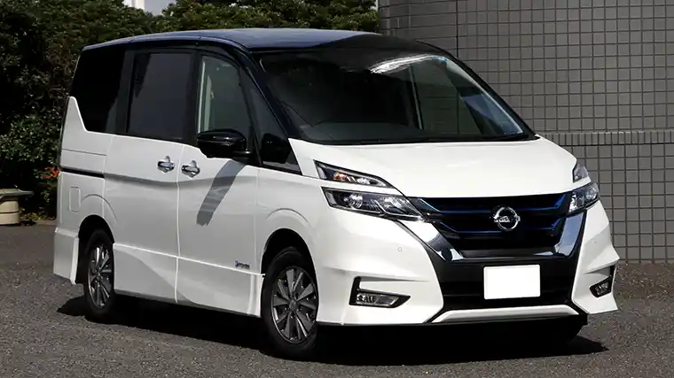 2023年】新型セレナは旧型とどう違う？新旧比較-日産セレナe-POWER