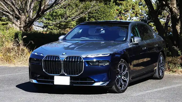 BMW i7試乗記・評価　2つの顔を持つ電気自動車