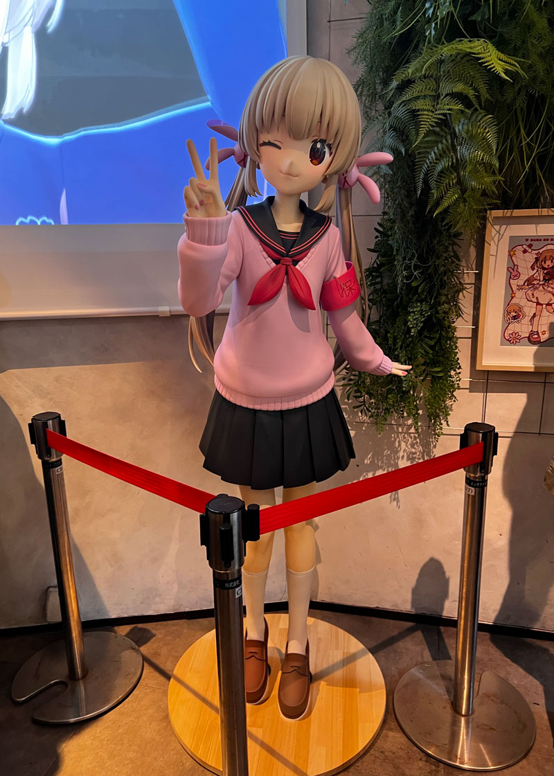 名取さな 等身大フィギュア